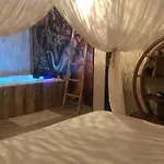 La Casa Blue Frühstückspension 3*