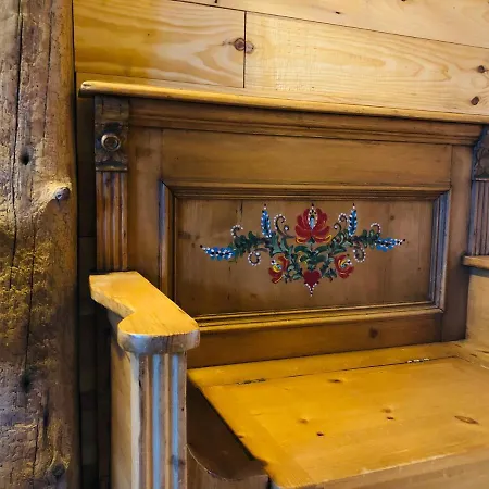 La Casa Blue Wingles