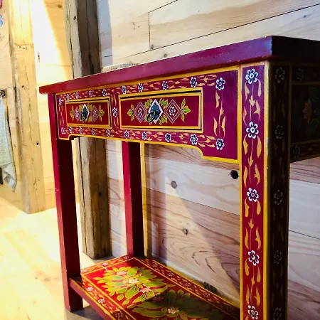 La Casa Blue Bed and Breakfast