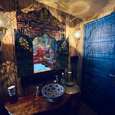 La Casa Blue *
