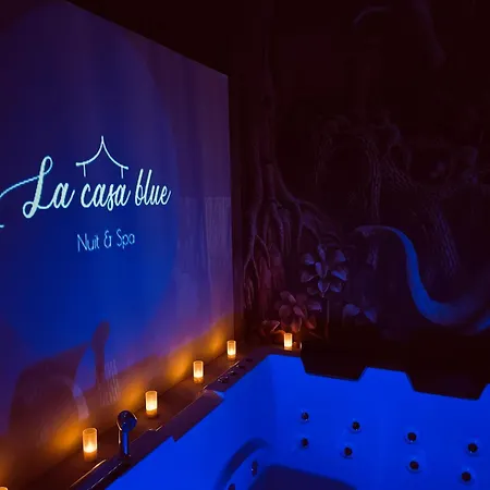 La Casa Blue Bed and Breakfast